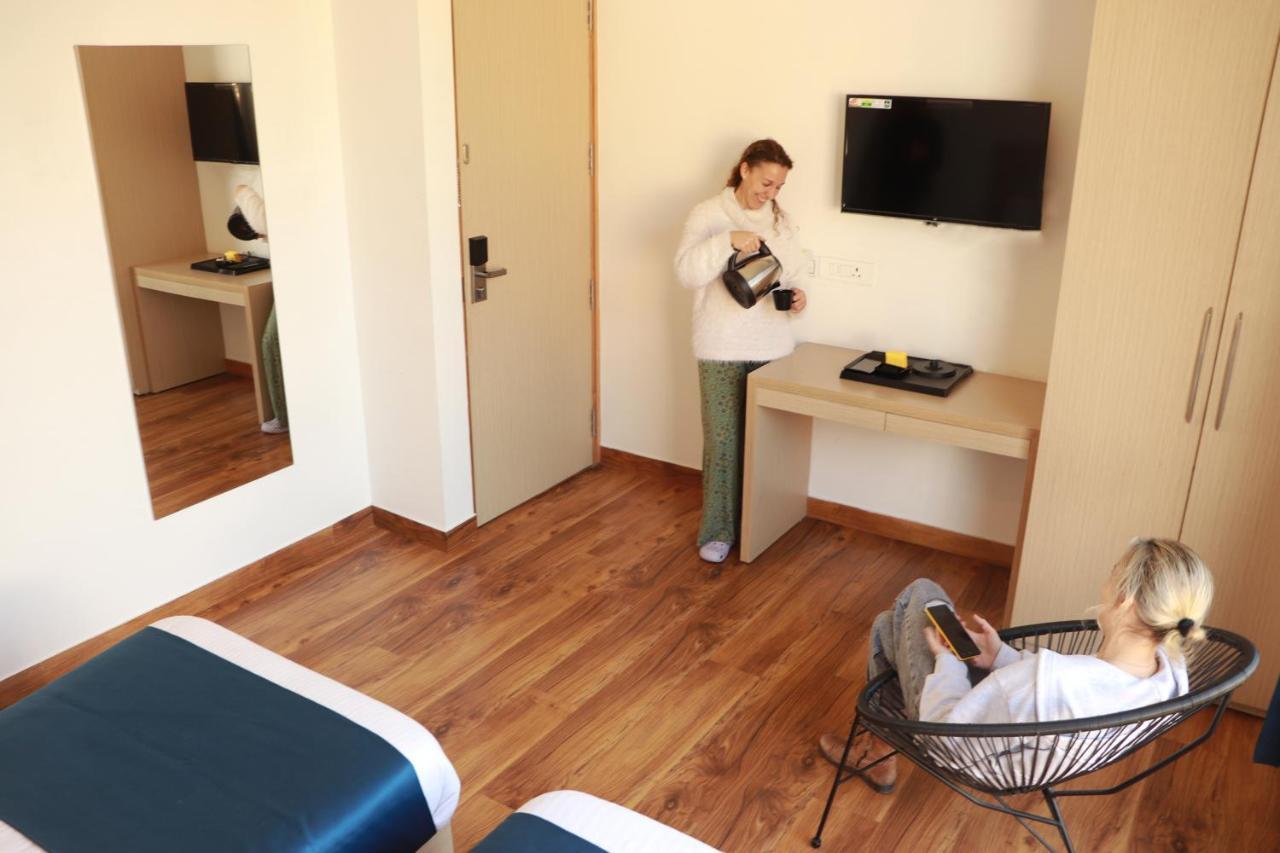 The Blue Jay Hostel - Dorms & Rooms Rishīkesh Eksteriør bilde